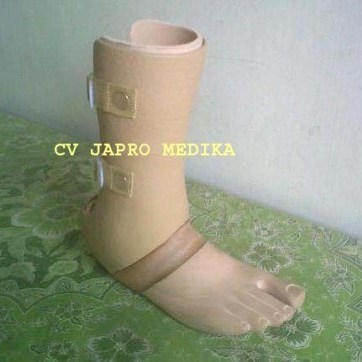 kaki_palsu_ibu_aisy